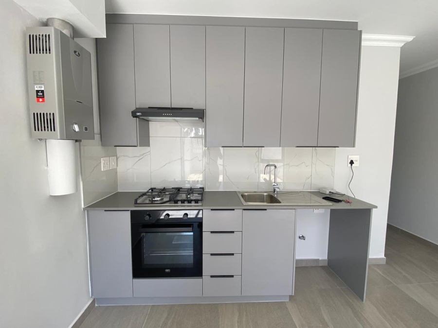 1 Bedroom Property for Sale in Table View Western Cape